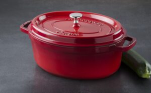 STAUB Öntöttvas főzőedény, zománcozott, 29 cm/4,25 liter, Cocotte Ovale piros