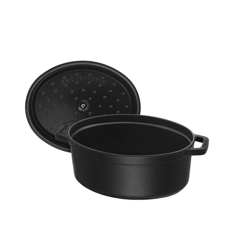 STAUB Öntöttvas főzőedény, zománcozott, 29 cm/4,25 liter, Cocotte Ovale fekete matt