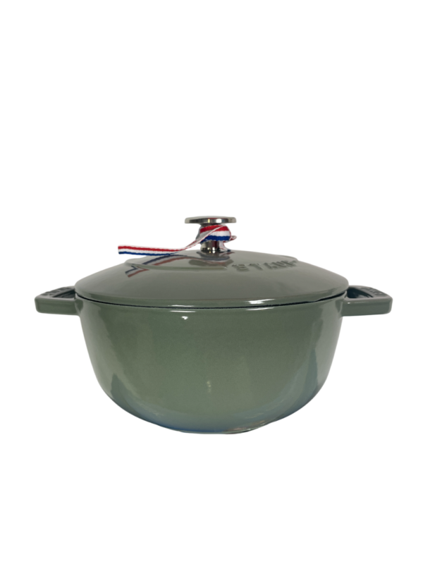 STAUB Öntöttvas főzőedény, zománcozott, 18 cm/1,66 liter, La Marmite kerek ,Eukaliptusz zöld (46)