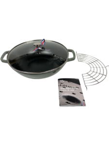 Staub Öntöttvas Wok, Perfect Pan 30 cm – Eucaliptus zöld, Hóálló üvegfedővel, 4,4 L (64)