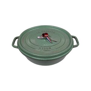 STAUB Öntöttvas főzőedény, zománcozott, 33 cm/6,7 liter, Cocotte Ovale ovális, zsálya (sauge) (117)
